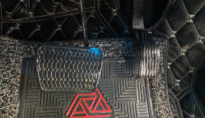 2023 Tata ALTROZ XZA, Petrol, Automatic, 20,744 km, Pedals