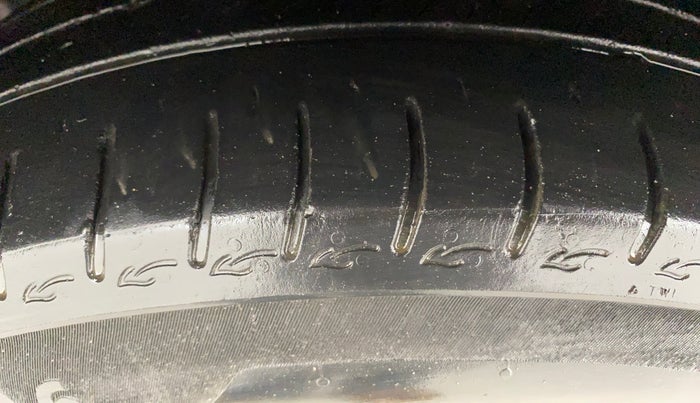 2023 Tata ALTROZ XZA, Petrol, Automatic, 20,744 km, Left Front Tyre Tread