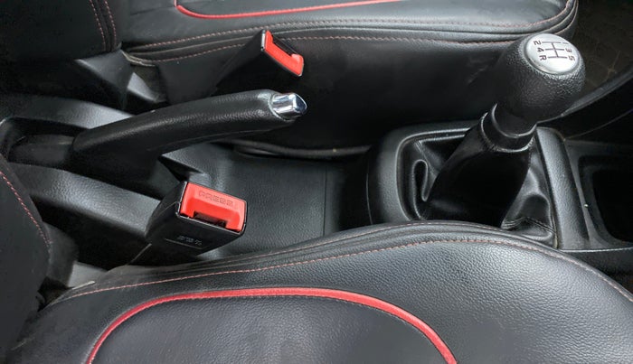 2012 Maruti Swift VXI, Petrol, Manual, 71,115 km, Gear Lever