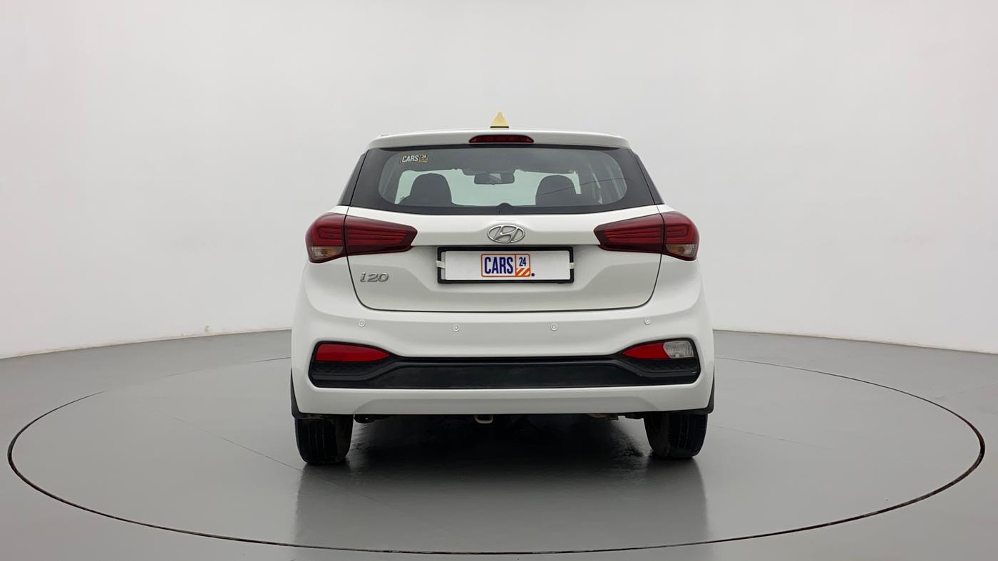 2018 Hyundai Elite i20 MAGNA EXECUTIVE 1.2, CNG, Manual, 1,01,649 km, Back/Rear