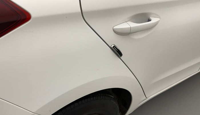 2018 Hyundai Elite i20 MAGNA EXECUTIVE 1.2, CNG, Manual, 1,01,649 km, Right quarter panel - Minor scratches