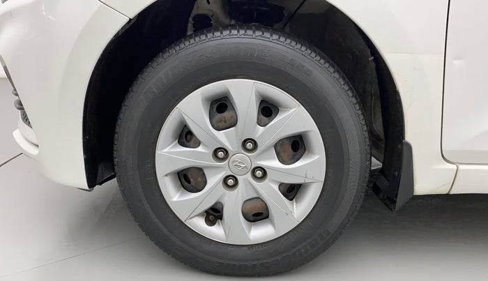 2018 Hyundai Elite i20 MAGNA EXECUTIVE 1.2, CNG, Manual, 1,01,649 km, Left Front Wheel