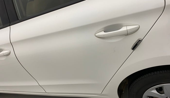 2018 Hyundai Elite i20 MAGNA EXECUTIVE 1.2, CNG, Manual, 1,01,649 km, Rear left door - Paint has faded