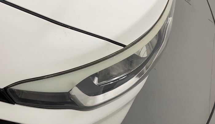 2018 Hyundai Elite i20 MAGNA EXECUTIVE 1.2, CNG, Manual, 1,01,649 km, Left headlight - Minor scratches
