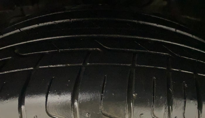 2023 Tata NEXON XZA PLUS LUX SUNROOF DARK PETROL, Petrol, Automatic, 20,080 km, Left Front Tyre Tread