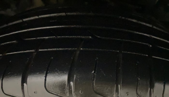 2023 Tata NEXON XZA PLUS LUX SUNROOF DARK PETROL, Petrol, Automatic, 20,080 km, Right Front Tyre Tread