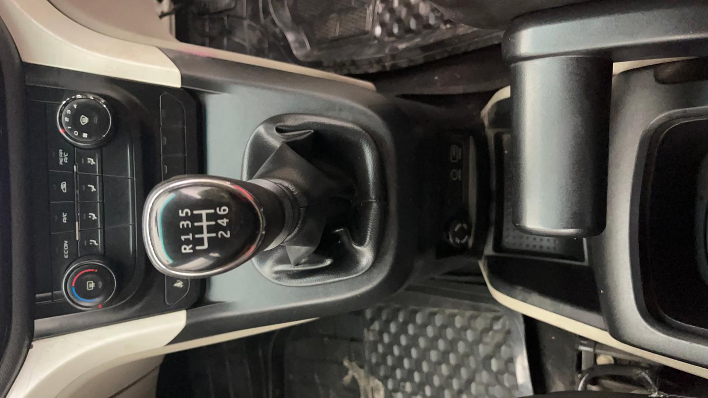 2019 Mahindra MARAZZO M6 7 STR, Diesel, Manual, 1,12,118 km, Gear Lever