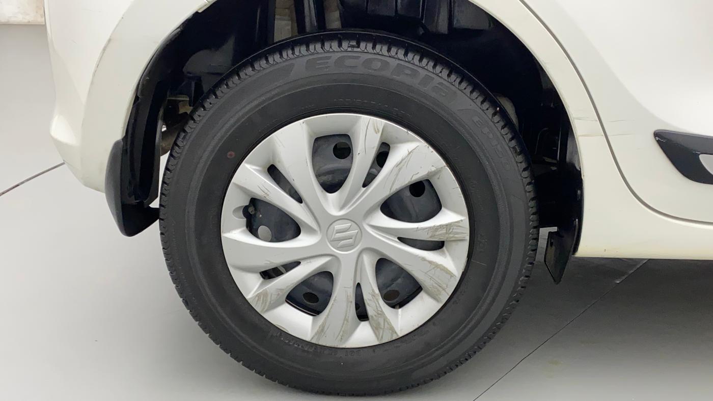 2021 Maruti Swift VXI, Petrol, Manual, 32,599 km, Right Rear Wheel