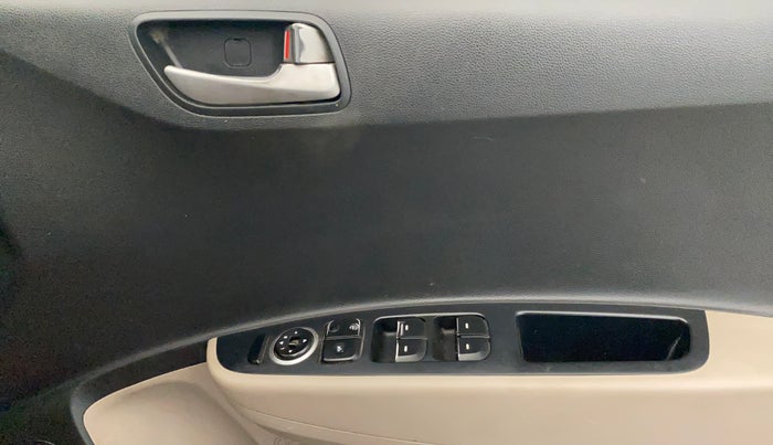 2015 Hyundai Grand i10 SPORTZ 1.2 KAPPA VTVT, Petrol, Manual, 81,282 km, Driver Side Door Panels Control