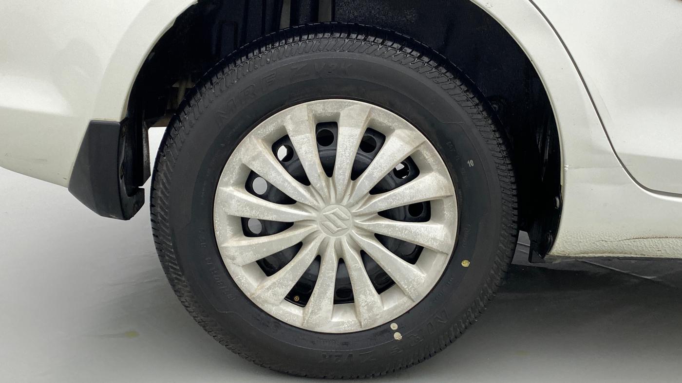 2016 Maruti Swift Dzire VXI, Petrol, Manual, 48,563 km, Right Rear Wheel