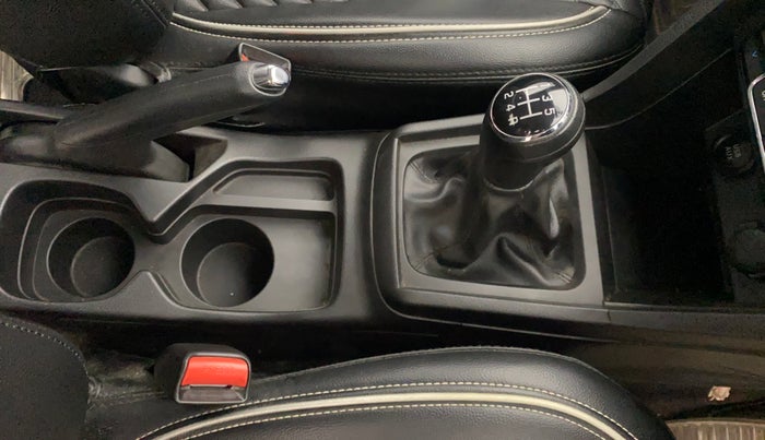 2018 Maruti Vitara Brezza ZDI, Diesel, Manual, 13,281 km, Gear Lever