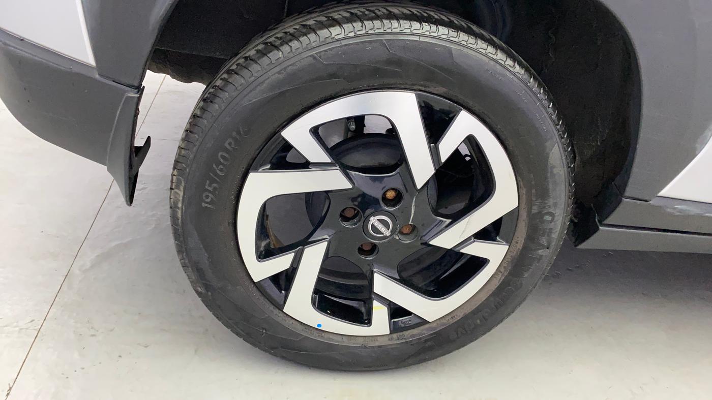 2021 Nissan MAGNITE XE, Petrol, Manual, 27,576 km, Right Rear Wheel