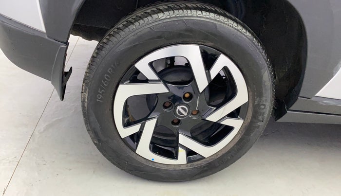 2021 Nissan MAGNITE XE, Petrol, Manual, 27,576 km, Right Rear Wheel