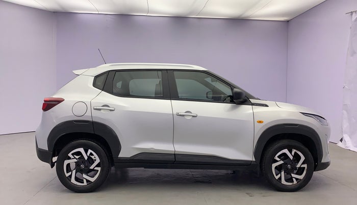 2021 Nissan MAGNITE XE, Petrol, Manual, 27,576 km, Right Side View