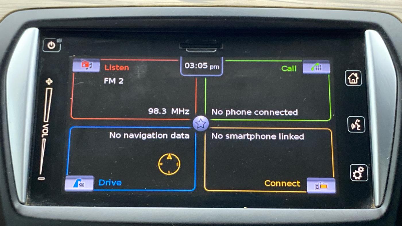 2019 Maruti Ciaz ALPHA 1.5 AT SHVS, Petrol, Automatic, 67,388 km, Infotainment System