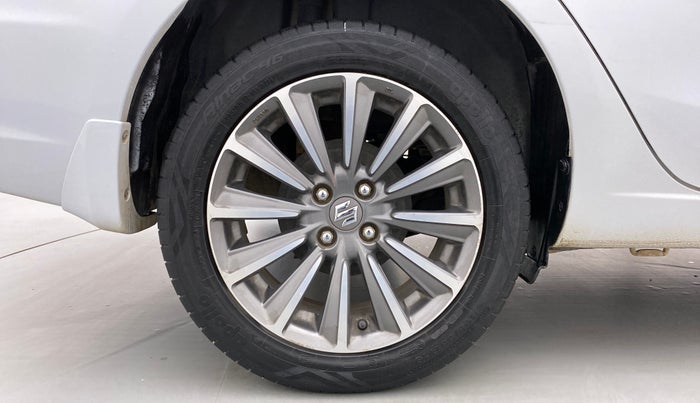2019 Maruti Ciaz ALPHA 1.5 AT SHVS, Petrol, Automatic, 67,388 km, Right Rear Wheel