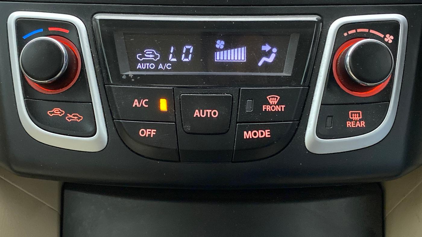 2019 Maruti Ciaz ALPHA 1.5 AT SHVS, Petrol, Automatic, 67,388 km, Automatic Climate Control