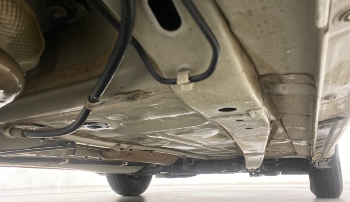 2019 Maruti Swift VXI AMT, Petrol, Automatic, 95,938 km, Right Side Underbody