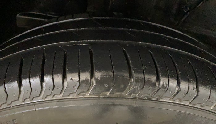 2022 Tata PUNCH ADVENTURE MT, Petrol, Manual, 35,641 km, Right Rear Tyre Tread