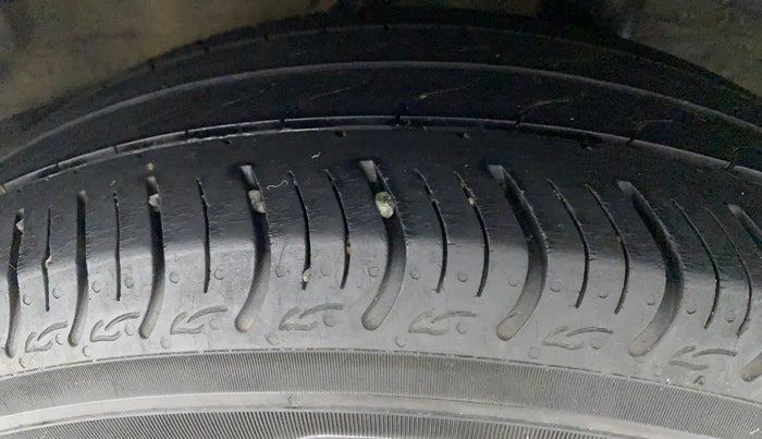2020 Honda Amaze 1.2L I-VTEC VX, Petrol, Manual, 34,329 km, Left Rear Tyre Tread