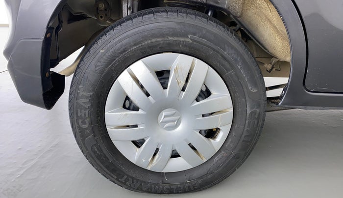 2021 Maruti Alto LXI CNG, CNG, Manual, 35,024 km, Right Rear Wheel