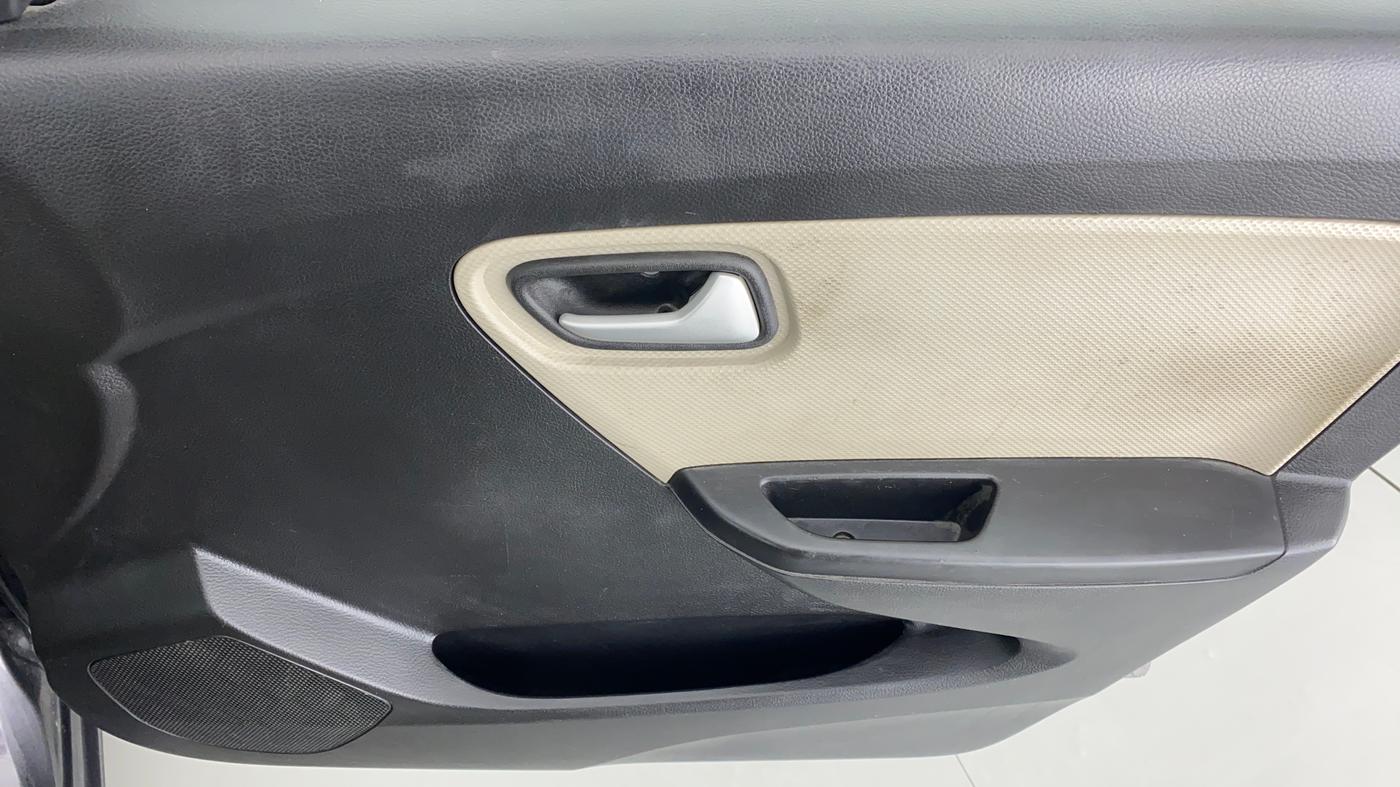 2021 Maruti Alto LXI CNG, CNG, Manual, 35,024 km, Driver Side Door Panels Control