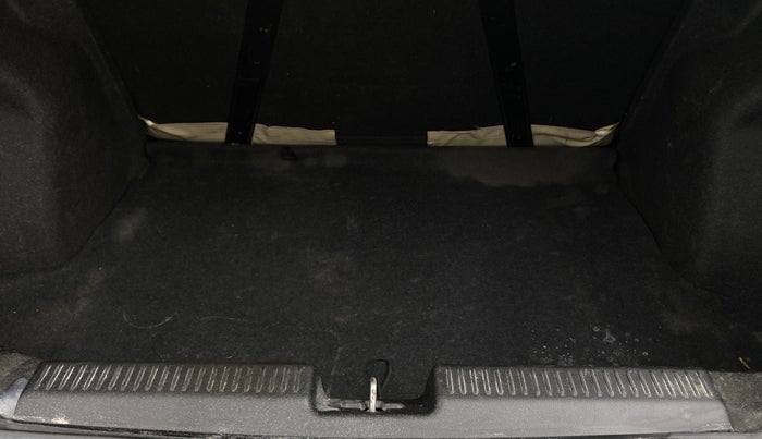 2021 Maruti Dzire VXI AMT, Petrol, Automatic, 1,07,760 km, Boot Inside