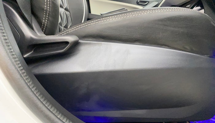 2024 Tata NEXON Pure S 1.2 Revotron 6AMT, Petrol, Automatic, 7,192 km, Driver Side Adjustment Panel