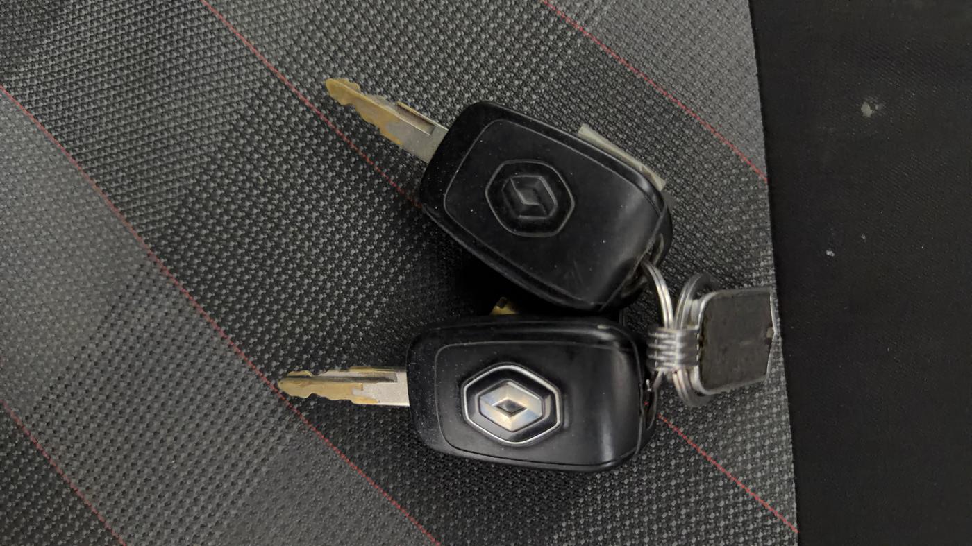 2019 Renault Kwid RXT 1.0 AMT (O), Petrol, Automatic, 66,150 km, Key Close Up