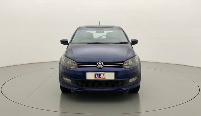 2014 Volkswagen Polo HIGHLINE1.2L, Petrol, Manual, 1,05,337 km, Front