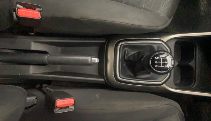 2018 Maruti IGNIS ZETA 1.2, CNG, Manual, 66,308 km, Gear Lever