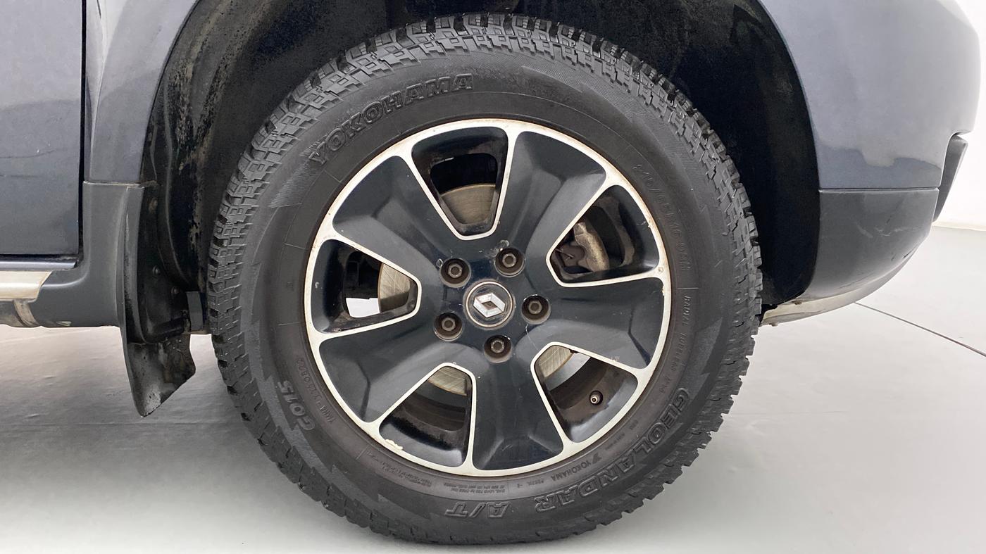 2016 Renault Duster 110 PS RXZ 4X2 AMT DIESEL, Diesel, Automatic, 70,764 km, Right Front Wheel