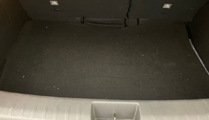 2022 Nissan MAGNITE XV PREMIUM TURBO CVT, Petrol, Automatic, 48,191 km, Boot Inside