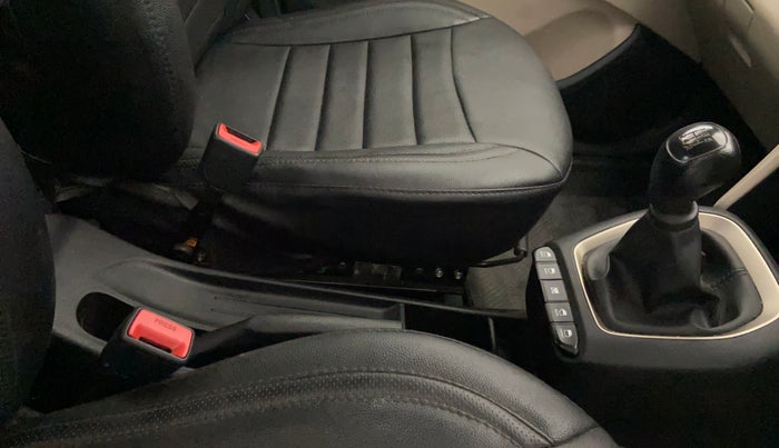 2019 Hyundai NEW SANTRO ASTA MT, Petrol, Manual, 46,235 km, Gear Lever