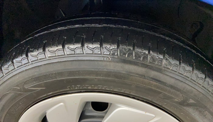2019 Hyundai NEW SANTRO ASTA MT, Petrol, Manual, 46,235 km, Right Front Tyre Tread
