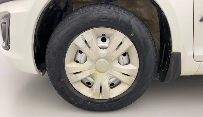 2016 Maruti Swift LXI OPT, Petrol, Manual, 28,192 km, Left Front Wheel