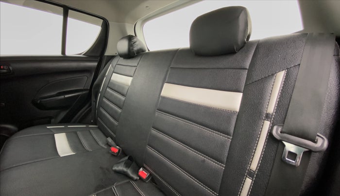 2016 Maruti Swift LXI OPT, Petrol, Manual, 28,192 km, Right Side Rear Door Cabin