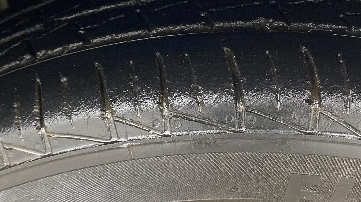 2021 Maruti Alto VXI PLUS, Petrol, Manual, 30,201 km, Left Rear Tyre Tread