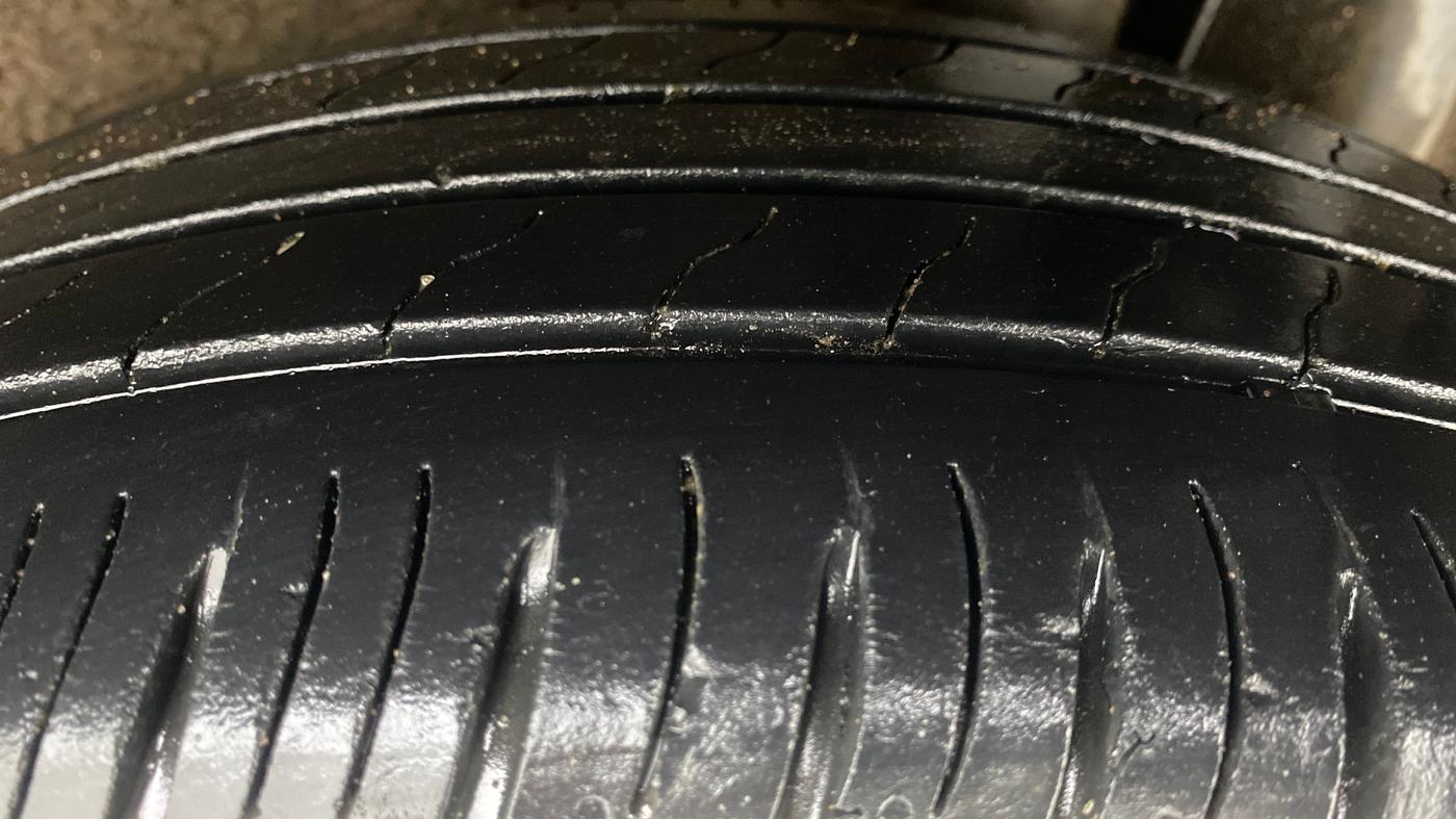 2023 KIA SONET HTX 1.5 AT, Diesel, Automatic, 43,708 km, Left Rear Tyre Tread