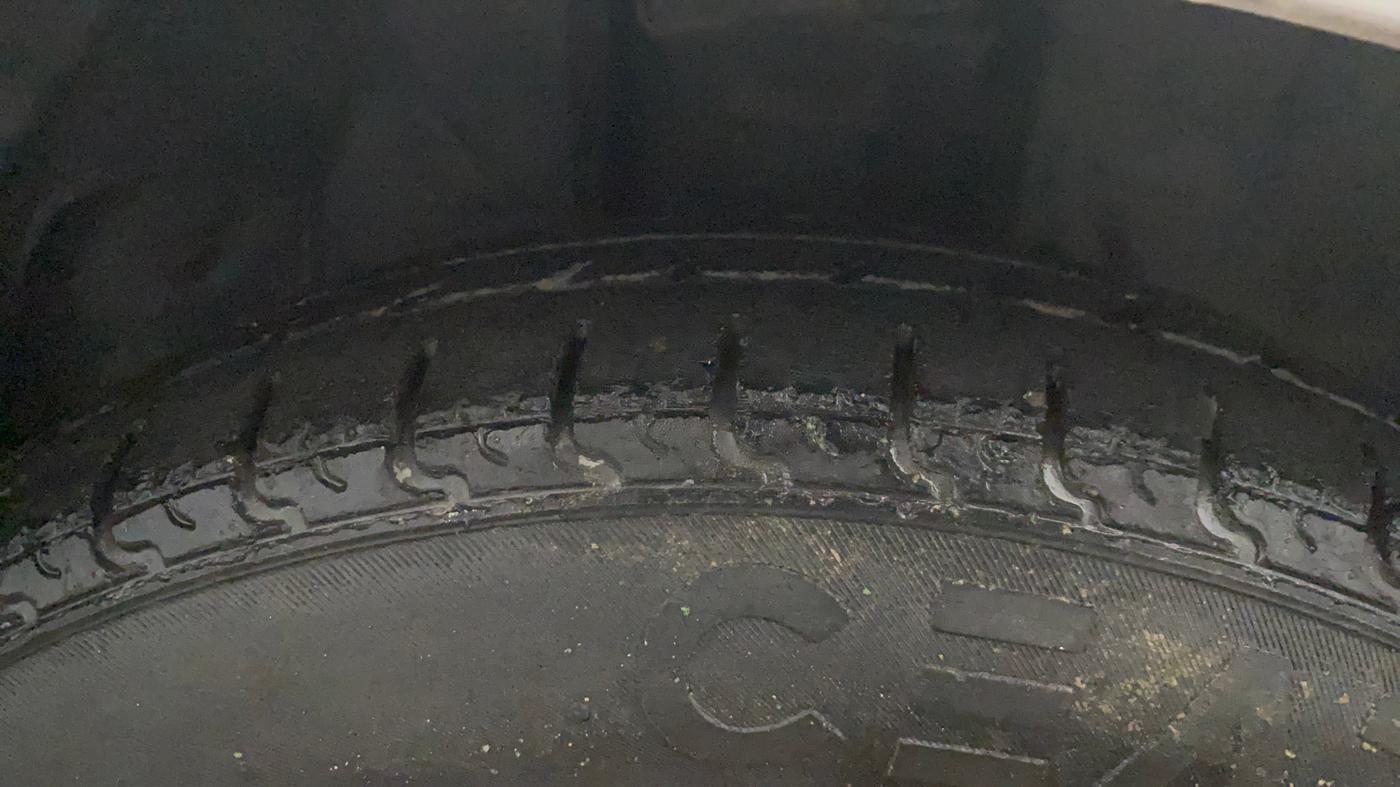 2017 Datsun Go T, Petrol, Manual, 34,567 km, Right Front Tyre Tread