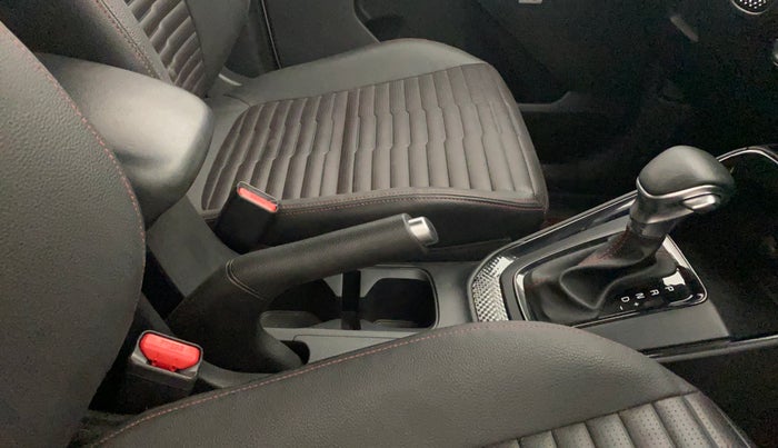 2021 KIA SONET GTX PLUS 1.0 DCT, Petrol, Automatic, 23,814 km, Gear Lever