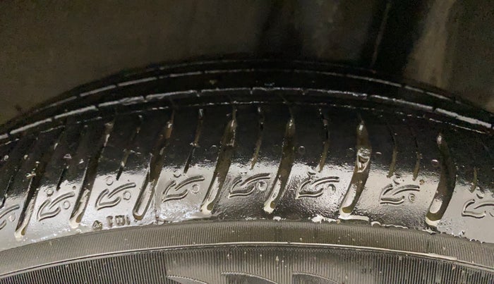 2021 KIA SONET GTX PLUS 1.0 DCT, Petrol, Automatic, 23,814 km, Left Rear Tyre Tread