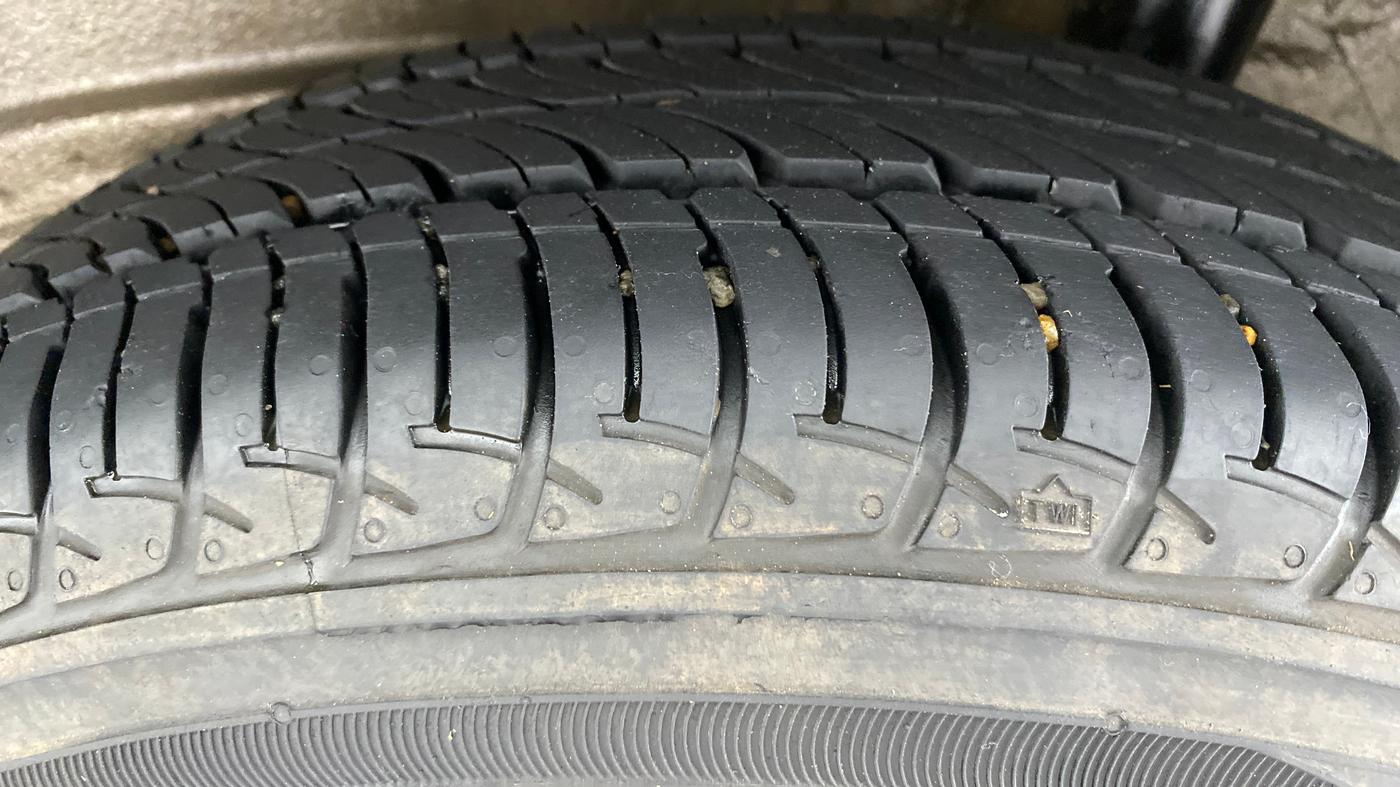 2021 Maruti New Wagon-R VXI 1.0, Petrol, Manual, 5,560 km, Left Front Tyre Tread