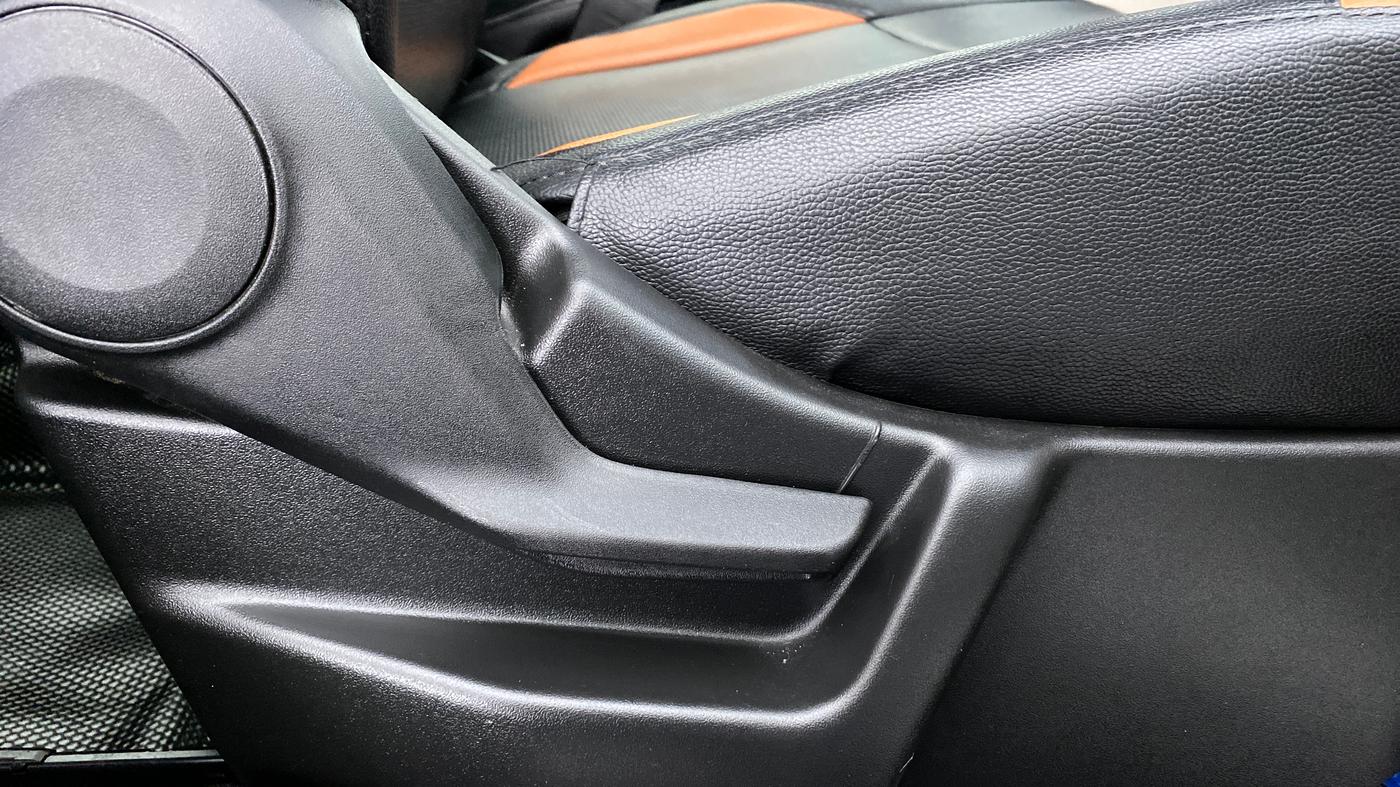 2021 Maruti New Wagon-R VXI 1.0, Petrol, Manual, 5,560 km, Driver Side Adjustment Panel