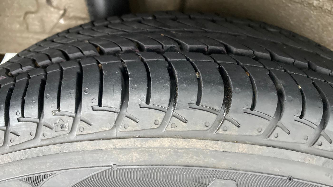 2021 Maruti New Wagon-R VXI 1.0, Petrol, Manual, 5,560 km, Right Rear Tyre Tread