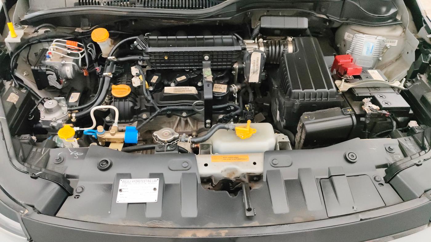 2025 Tata ALTROZ Accomplished S Petrol 5 MT, CNG, Manual, 9,049 km, Engine View