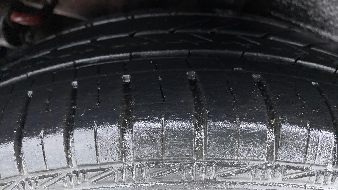 2019 Maruti Celerio VXI d, Petrol, Manual, 19,102 km, Right Rear Tyre Tread