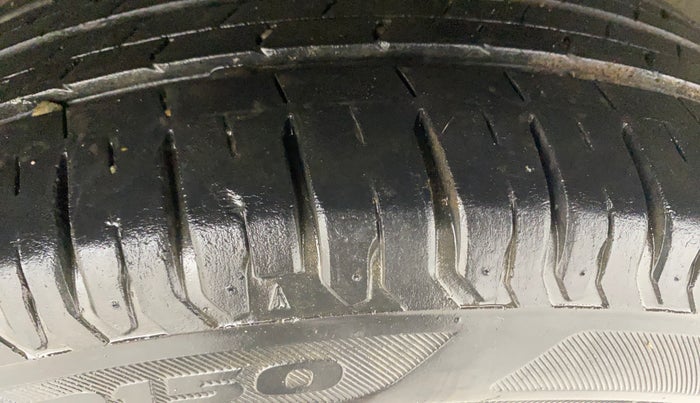 2021 Maruti Ertiga ZXI SHVS, Petrol, Manual, 32,836 km, Left Rear Tyre Tread