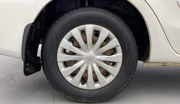2012 Toyota Etios G, CNG, Manual, 93,524 km, Right Rear Wheel