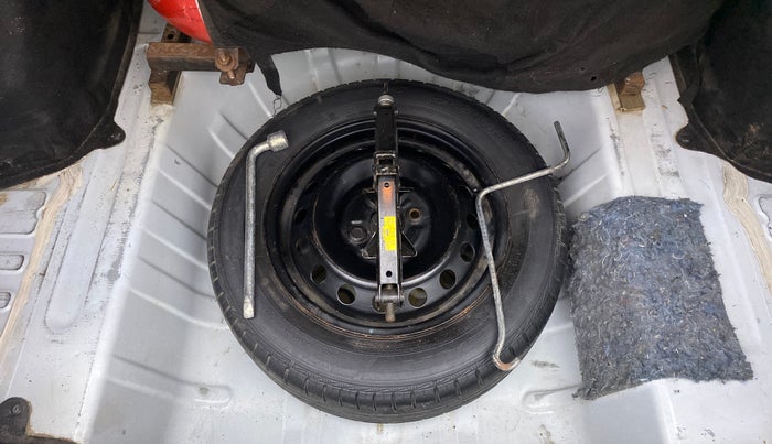 2012 Toyota Etios G, CNG, Manual, 93,524 km, Spare Tyre